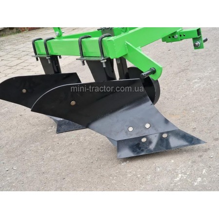 Плуг для мінітракторів із корпусами Wirax 2х25, полегшена рама